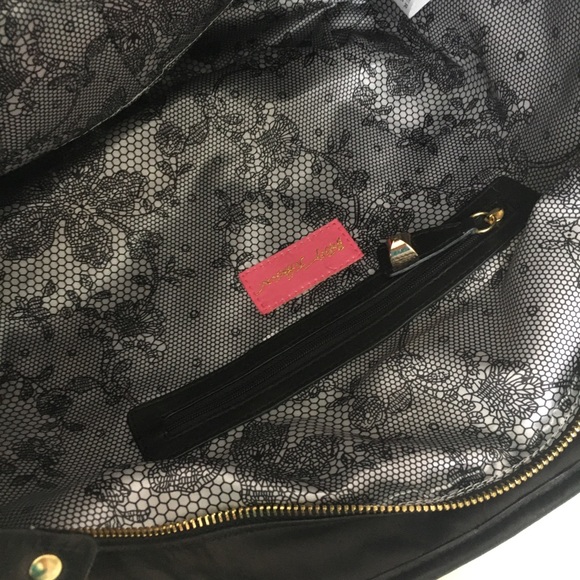 NWOT Betsey Johnson black quilted lamb leather bag - Picture 9 of 10